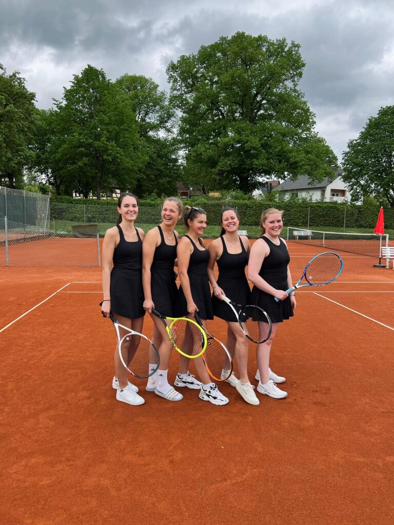 von links: Sophia Schiller, Lisa Streller, Veronika Schiller, Lisa Weber, Kristin Hager